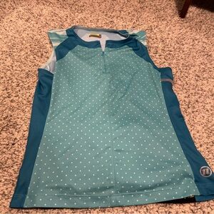 Women’s Novara sleeveless cycling top, medium